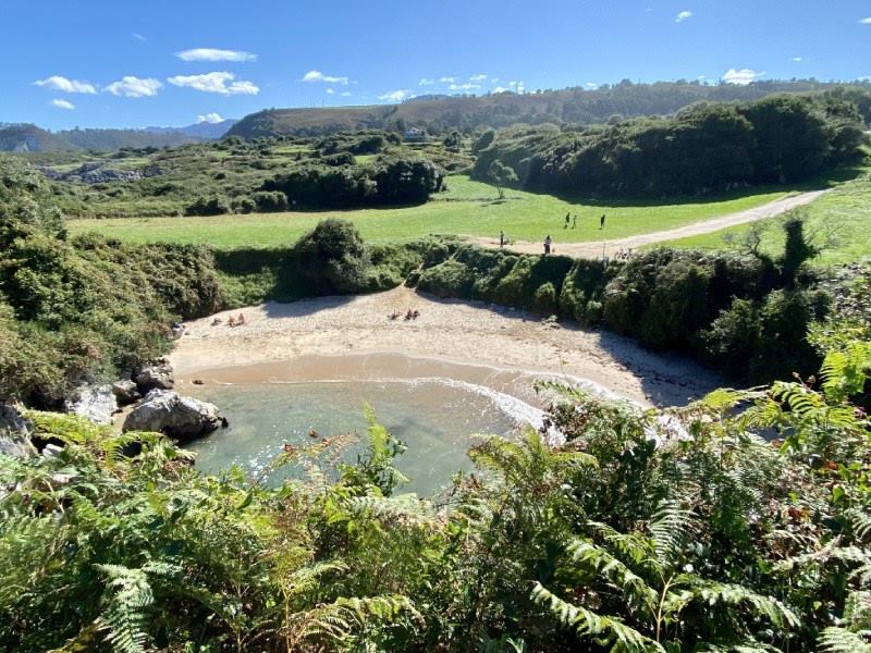 2-Asturias-playa-culpiyuri